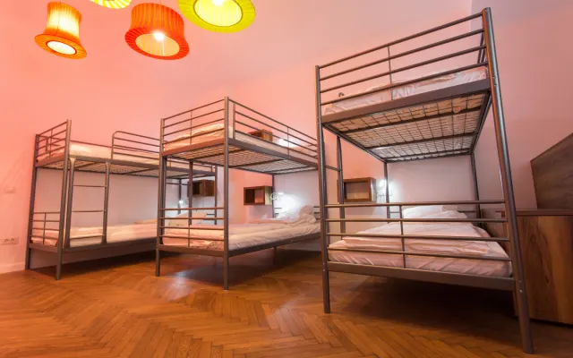 8 Dormitório no First Hostel Bucharest