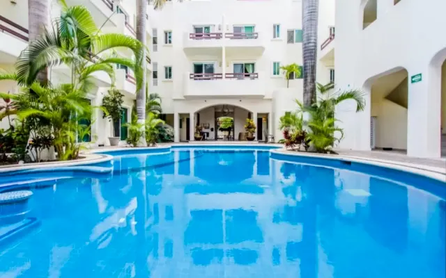 Authentischen Charme w/Modern Flare 2BR 2Bath 2 Minuten zum Strand...
