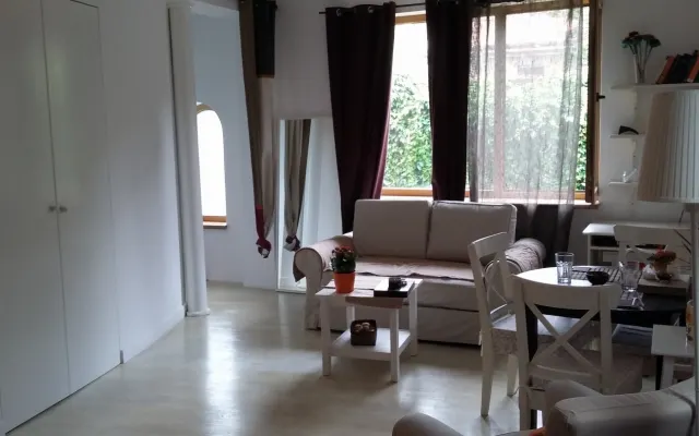 Designstudio in zentraler Villa in Bukarest