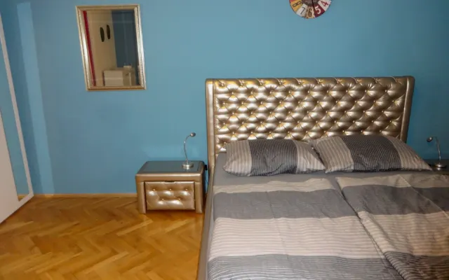 Cozy hideaway by a Prague gay nightlife expert. Next to Palladium Mall