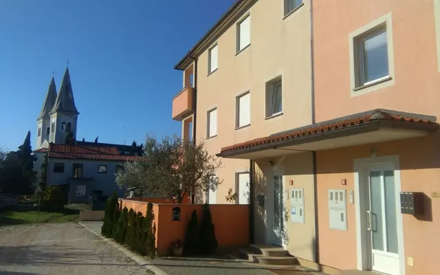 Appartamento moderno vicino al centro e al mare