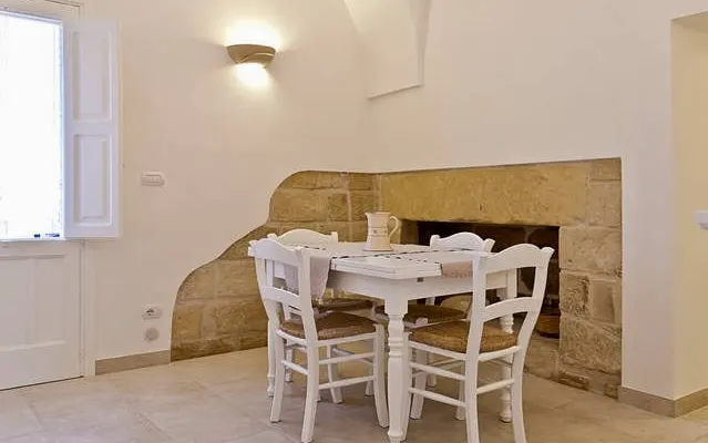 The Little House in Salento-Historical House