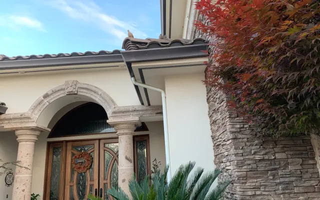 SECLUDED &LOCATED IN THE SUNNY CENTRAL VALLEY OF CALIFORNIA