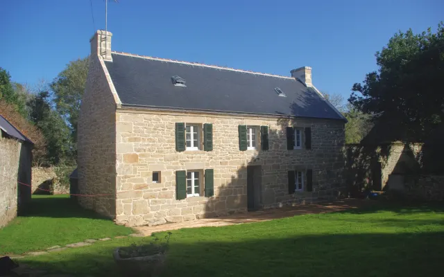 Charmosa quinta bretã renovada a 300m do mar POINTE DU RAZ