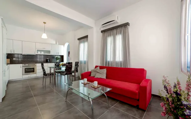 Adelphi Apartment 1, Two Bedroom Apartment, Perissa, Santorini