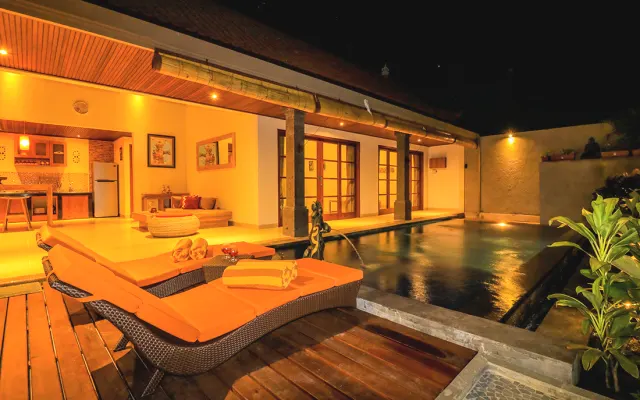 Bonita moradia com piscina privada em Seminyak