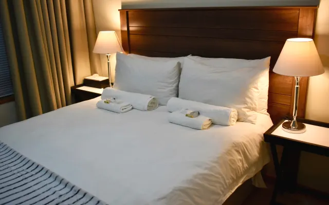 Soeteweide North B&B + Spa - Budget Dble Room 6 (bathroom not in room)