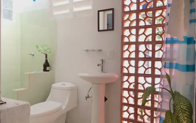 Studio type room, private bathroom and air conditioning.
