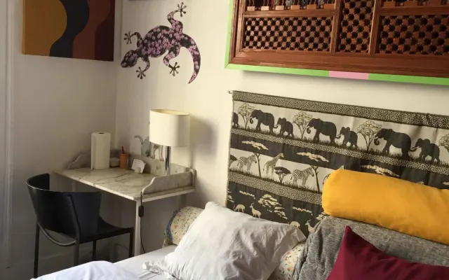 KAMMER PARIS ETOILE-PORTE MAILLOT