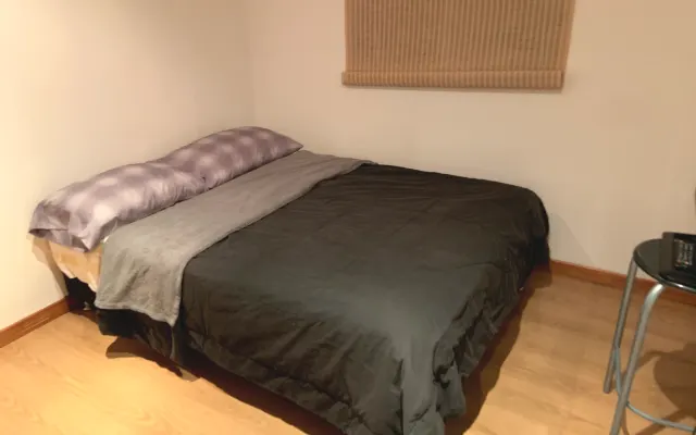 Ausgezeichnetes Zimmer im Dorf
