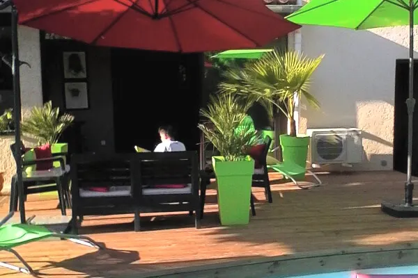 Home Zimmer Frühstück Terrasse und Garten, Schwimmbad