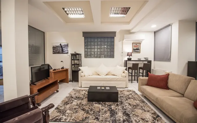 halu! #Icarus: Penthouse with Stunning View on Aristotelous