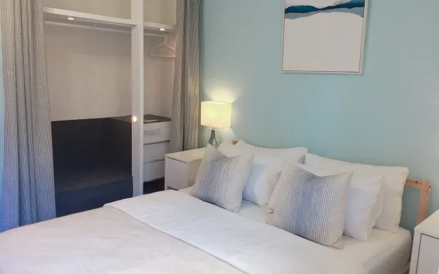 MRT Daan Station 4 mins by walk near Taipei 101-S
