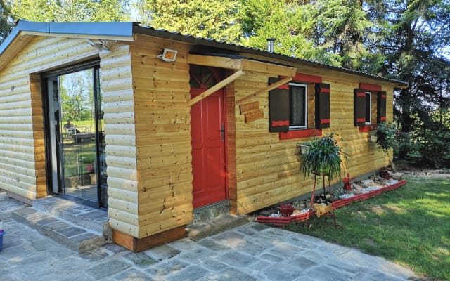 DIE HÜTTE MIT DEN DREI BÄREN