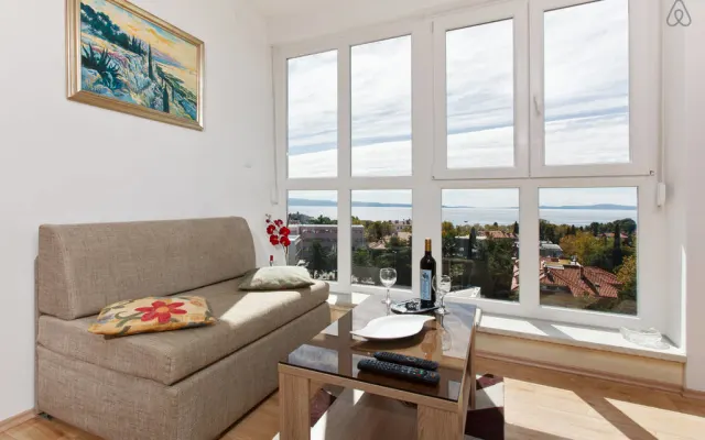 Apartment 28 Split - Excellent  location with sea views
