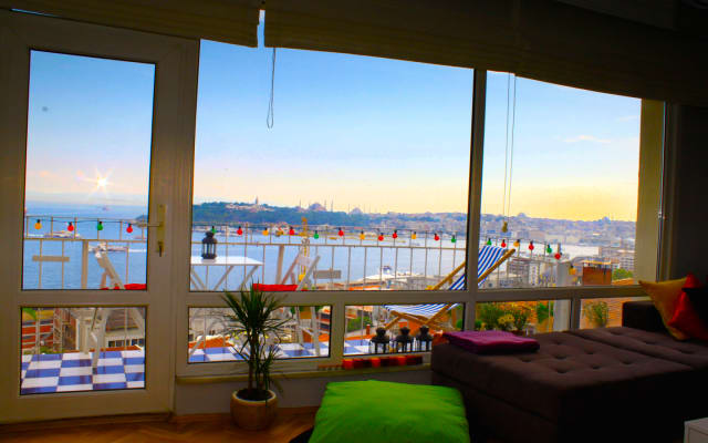 Quarto com vista para o Bósforo - Cihangir Taksim
