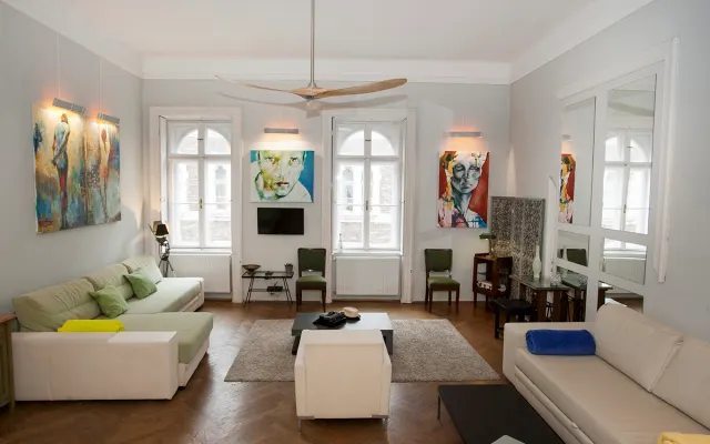 Arty loft Budapest - 82m2 en el centro de la ciudad para 6 pers