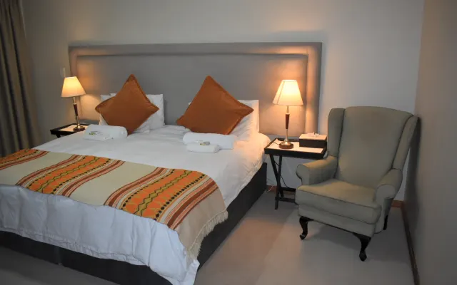 Soeteweide North B&B - Deluxe King Family Room 5 - bathroom ensuite