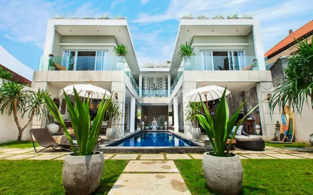Seminyak's ONLY real luxury gay owned villa close to the bars w/ chef