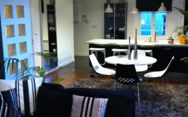 Atemberaubende zentrale Chartres Wohnung mit Terrasse