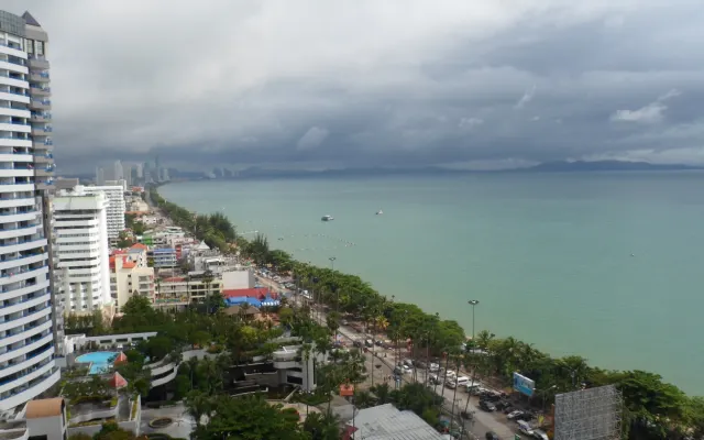 PATTAYA-JOMTIEN auf dem DONGTAN Beach BALCONY im 20. Stock