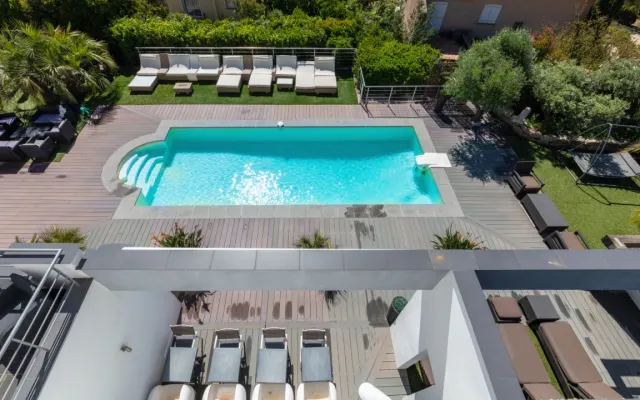 VILLA LOUANCELIE HOUSE & GUEST HOUSE IN CAVALAIRE 900M FROM THE SEA