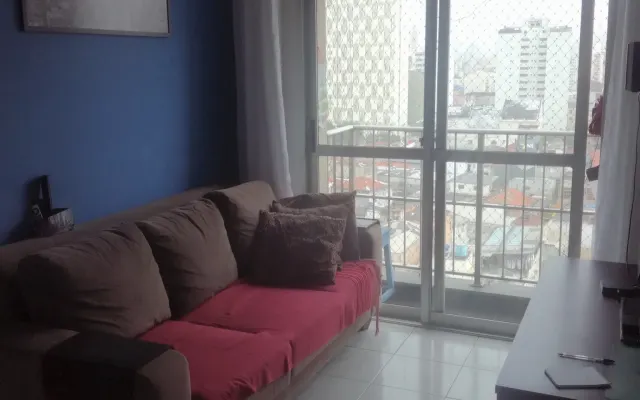 Appartamento con una camera da letto a 2 isolati dallo spazio blu e...