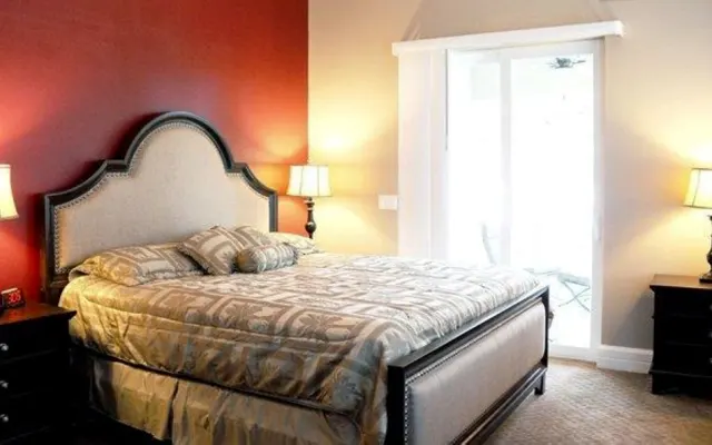 Suite King privada con baño privado y balcón privado
