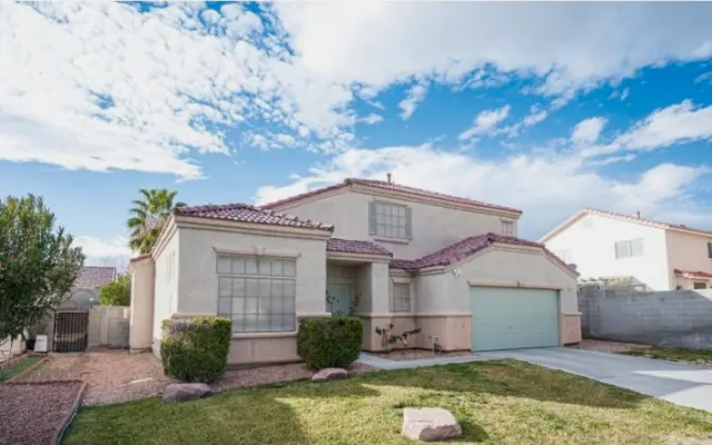 Godetevi Las Vegas in una bella casa vicino alla Strip e alla Speedway