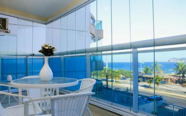 Apartamentos de luxo na praia