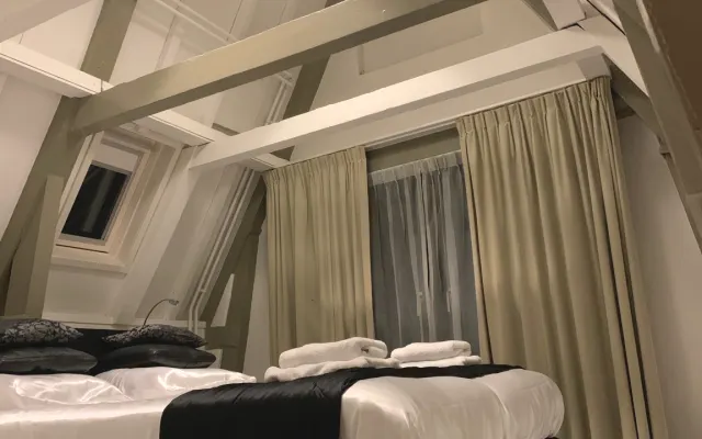 Logement luxueux et monumental dans le centre d'Amsterdam, très calme