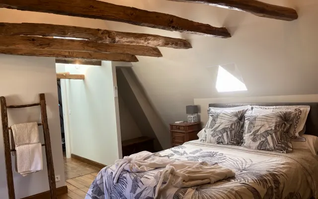 Aconchegante B&B numa casa medieval no centro de Domme - Louis
