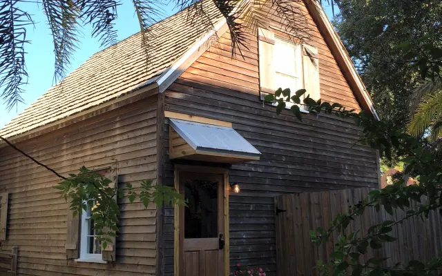 The Cottage at 76 Spanish St - Centre historique