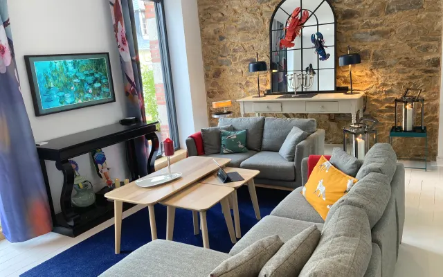 Haus Nomah in der Nähe von Stränden, hochwertig renoviert mit Sauna