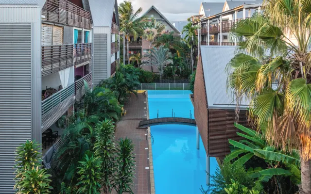 3* furnished apartment with swimming pool in St-Pierre