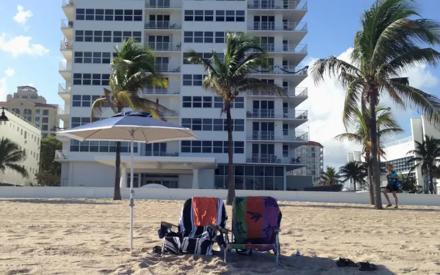 Gorgeous Beachfront Condo