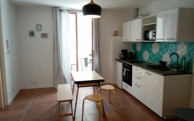 piccolo loft con patio privato Sèteinside