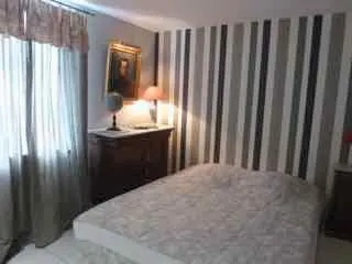Quarto encantador com vista para ....