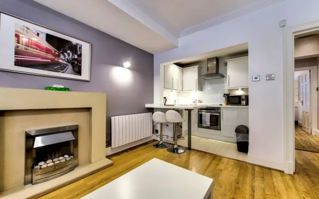 West End Boutique Apartment, William Street