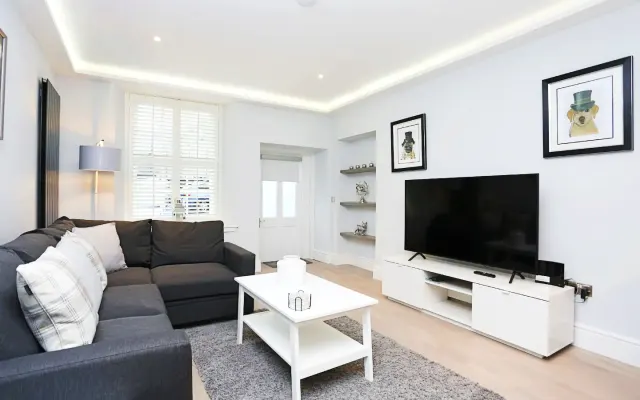 Modernes 3-Zimmer-Apartment, West End