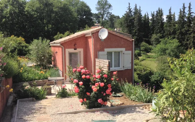 quiet house for 2 2 kms from Aubenas