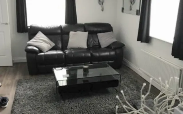 Quiet & comfy nights sleep close to the new co-op live arena,