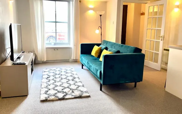 Elegante, céntrico y acogedor 1BD+sofa BD nr Canongate