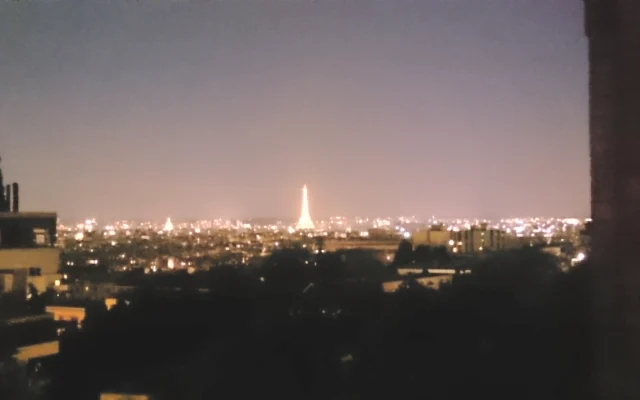 Apartamento de 2 dormitorios con vistas a la Torre Eiffel y a un...
