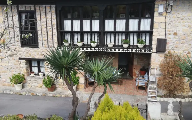 Albergo rurale ai piedi del monte Sueve