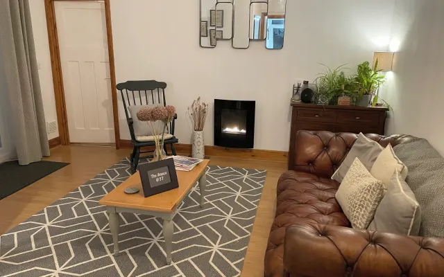 Appartement d'une chambre au rez-de-chaussée, à la lisière du Peak...