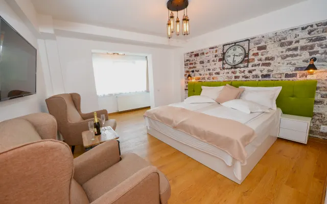 Elegance Studio - Modern Studio Next To Cismigiu Gardens - Smart TV