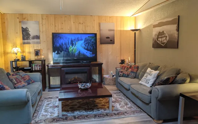 Spazioso e accogliente cottage a Falcon Lake