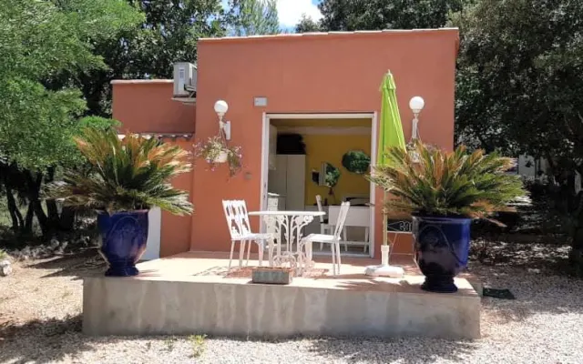 Les Chênes verts, Naturisme accepté