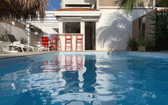 Gîte Canne à Sucre Martinique private jacuzzi naturist residence